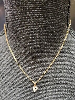 DELICATE ROSE GOLD INITIAL PENDANT NECKLACE WITH ENAMEL "P" INITIAL